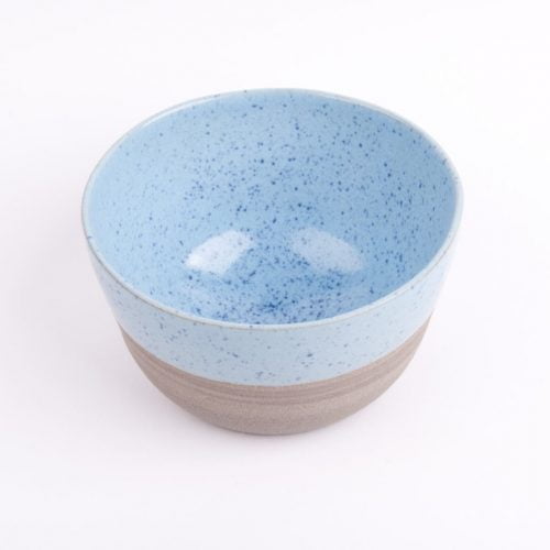 Nowoczesna, błękitno szara miska ceramiczna z gliny