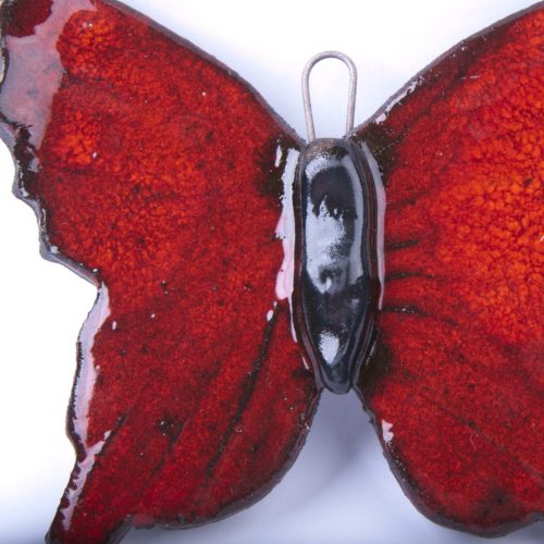 Motyl ceramiczny czerwony na glinie rozmiar S ceramika polska